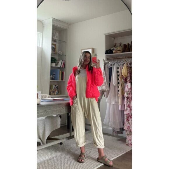 FREE PEOPLE Movement Pippa Packable Puffer in Hot Watermelon Size Medium NWT - Picture 4 of 15